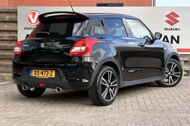 Suzuki Swift (2019) thumbnail 2