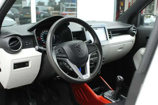 Suzuki Ignis (2019) thumbnail 4
