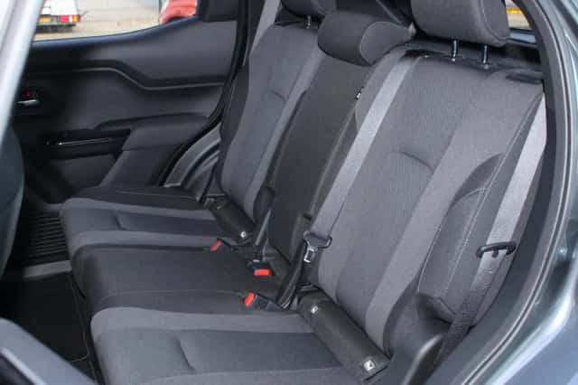 Suzuki e-Vitara (2026) thumbnail 6