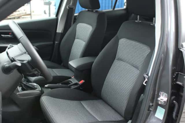 Suzuki S-Cross (2026) thumbnail 6