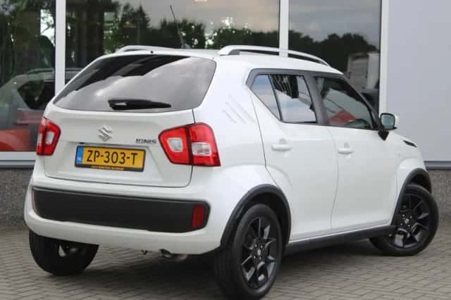 Suzuki Ignis (2019) thumbnail 3