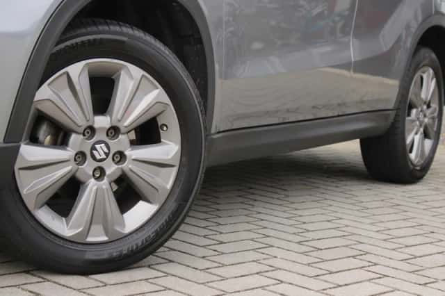 Suzuki Vitara (2022) thumbnail 2