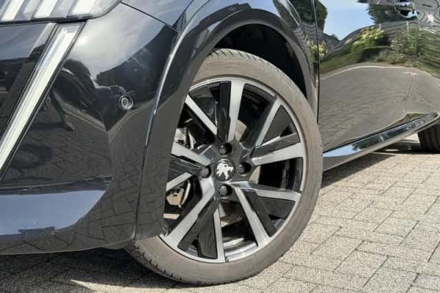 Peugeot 208 (2021) thumbnail 2