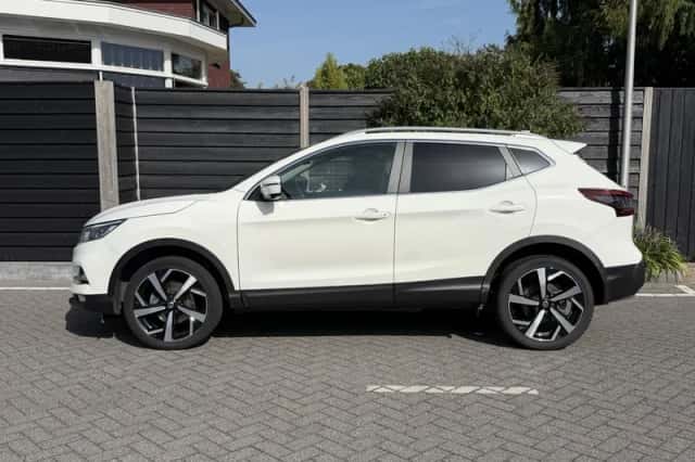 Nissan Qashqai (2021) thumbnail 5