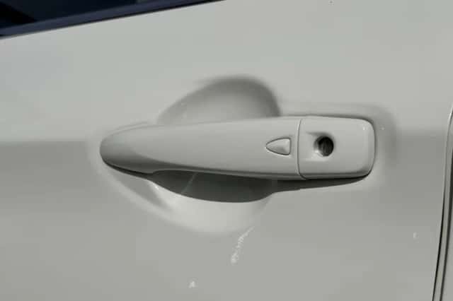 Nissan Qashqai (2021) thumbnail 6