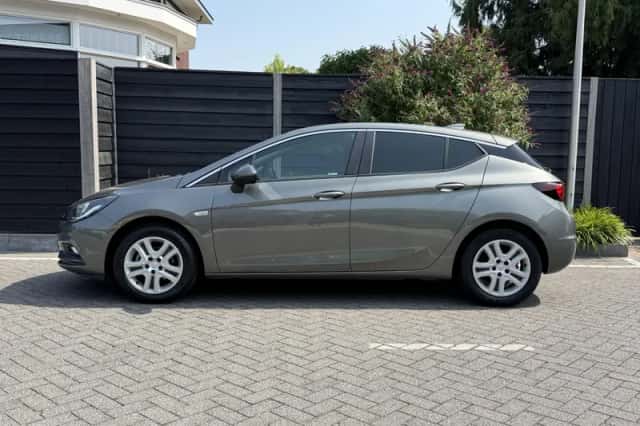 Opel Astra (2018) thumbnail 6