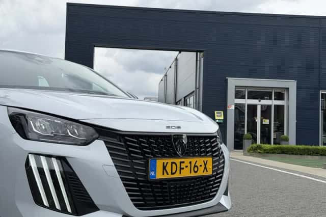 Peugeot 208 (2026) thumbnail 3