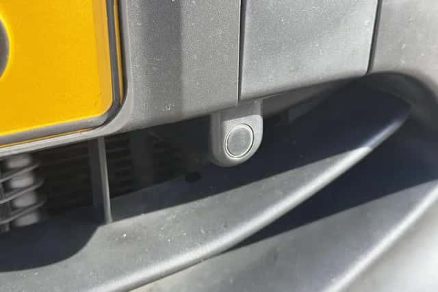 Nissan Qashqai (2015) thumbnail 4