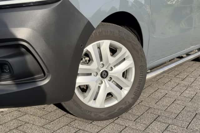 Renault Kangoo (2024) thumbnail 2