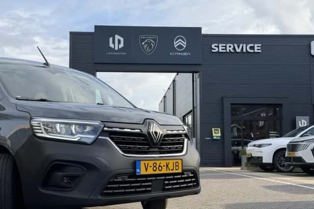 Renault Kangoo (2024) thumbnail 3
