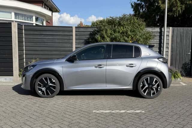 Peugeot 208 (2025) thumbnail 6