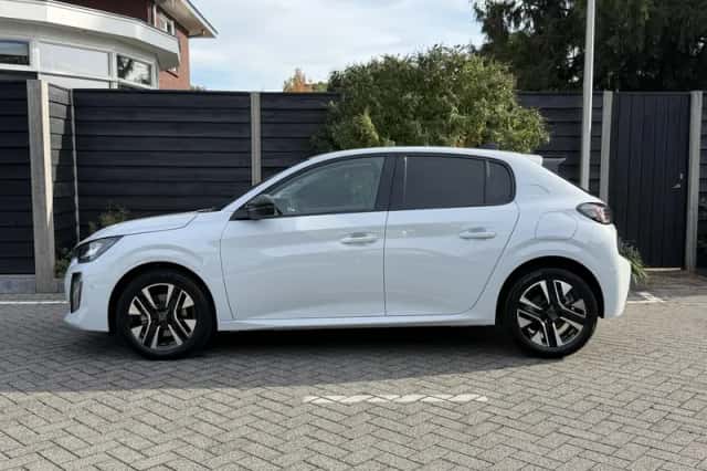 Peugeot 208 (2026) thumbnail 6