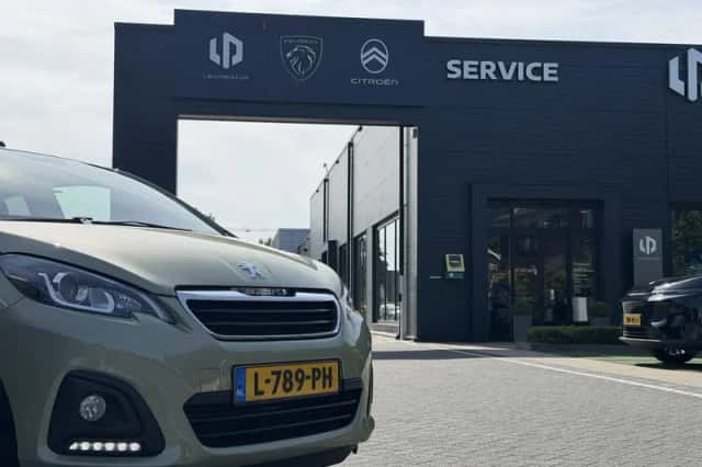 Peugeot 108 (2021) thumbnail 3