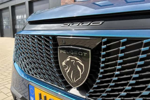 Peugeot 3008 (2025) thumbnail 6