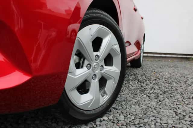Suzuki Swift (2026) thumbnail 3