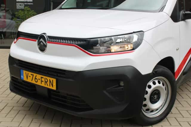 Citroën Berlingo (2024) thumbnail 2