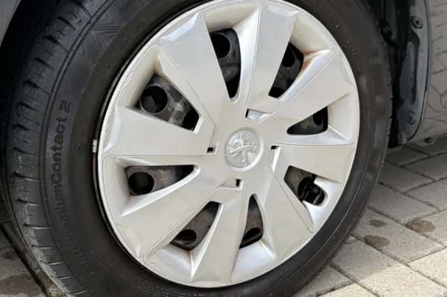 Peugeot 107 (2013) thumbnail 3