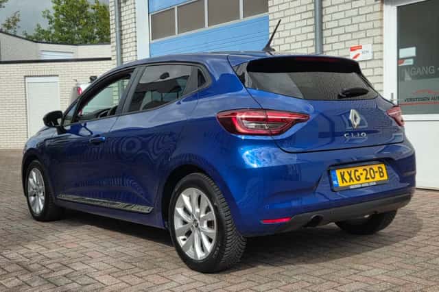 Renault Clio (2020) thumbnail 5