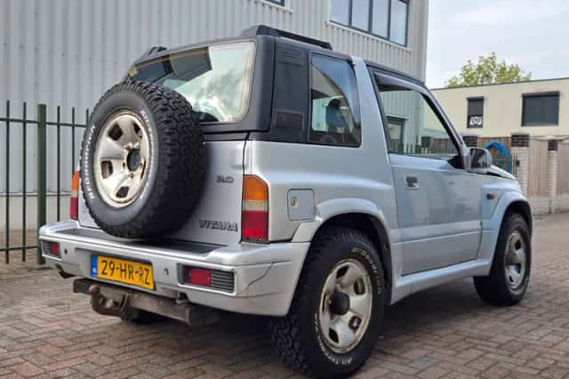 Suzuki Vitara (1997) thumbnail 3