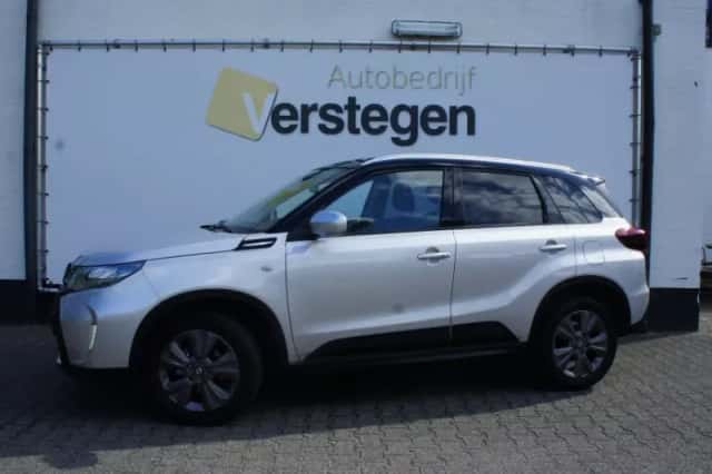 Suzuki Vitara (2025) thumbnail 1