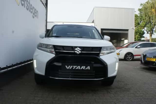 Suzuki Vitara (2025) thumbnail 5