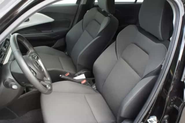 Suzuki Swift (2025) thumbnail 4