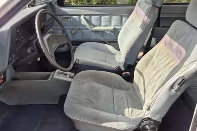 Opel Kadett (1983) thumbnail 4
