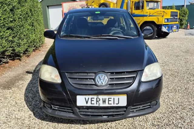 Volkswagen Fox (2005) thumbnail 2