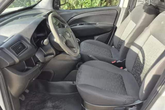 Opel Combo (2014) thumbnail 5
