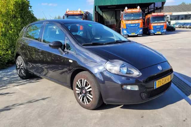 Fiat Punto (2012) thumbnail 3