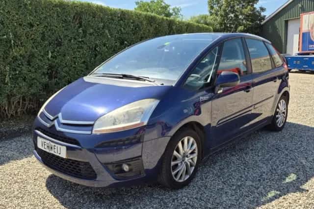 Citroën C4 Picasso (2008) thumbnail 1