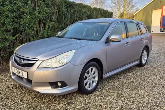 Subaru Legacy (2011) thumbnail 1