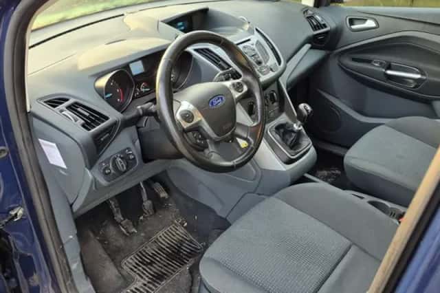 Ford Grand C-Max (2013) thumbnail 4