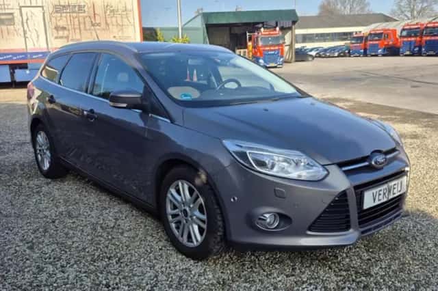 Ford Focus (2014) thumbnail 3