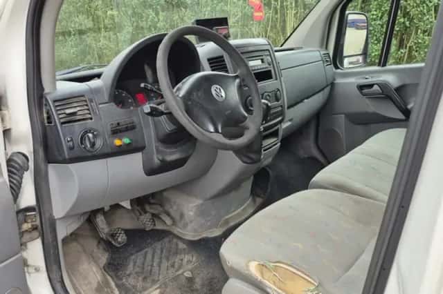 Volkswagen Crafter (2010) thumbnail 4