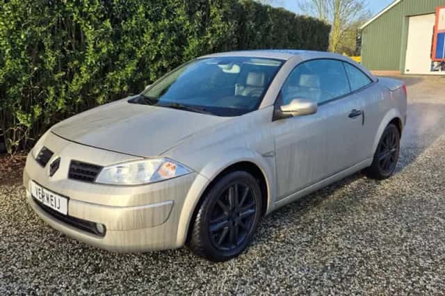 Renault Mégane (2004) thumbnail 1