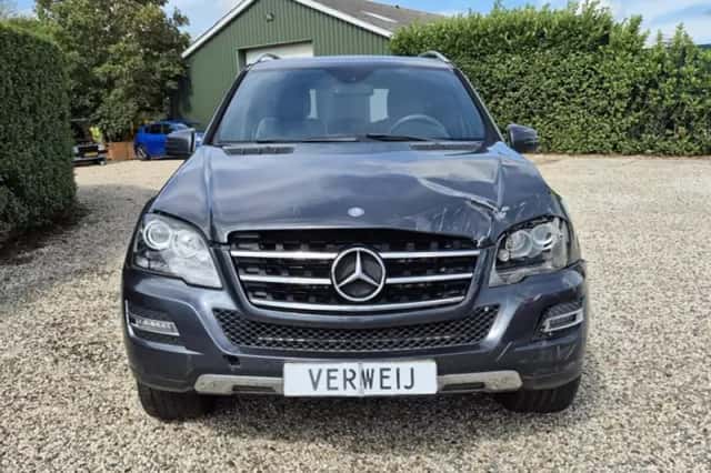 Mercedes-Benz M-Klasse (2011) thumbnail 2