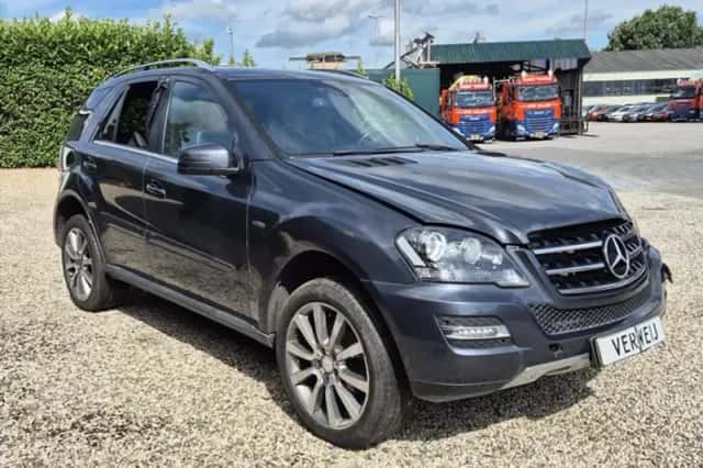 Mercedes-Benz M-Klasse (2011) thumbnail 3