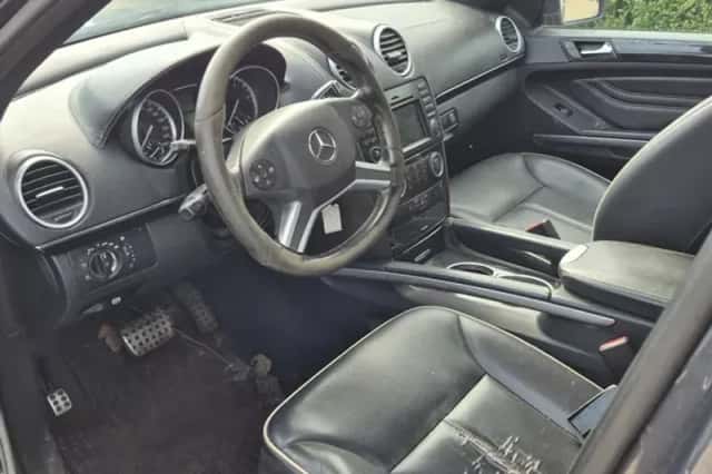 Mercedes-Benz M-Klasse (2011) thumbnail 4