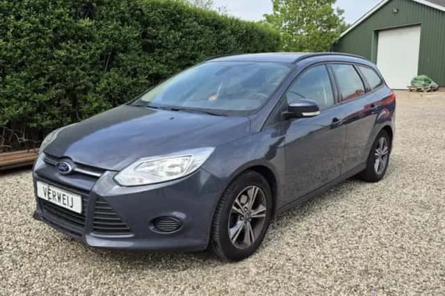 Ford Focus (2013) thumbnail 1