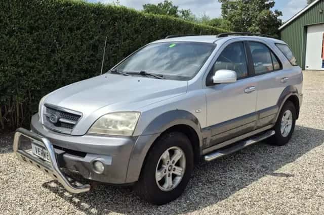 Kia Sorento (2006) thumbnail 1