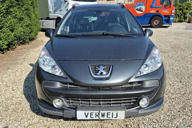 Peugeot 207 (2008) thumbnail 2