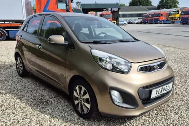 Kia Picanto (2013) thumbnail 3