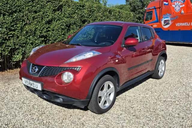 Nissan Juke (2011) thumbnail 1