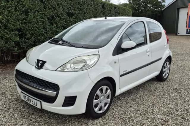 Peugeot 107 (2011) thumbnail 1