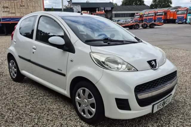Peugeot 107 (2011) thumbnail 3