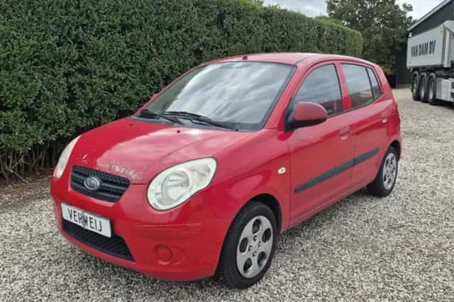 Kia Picanto (2008) thumbnail 1