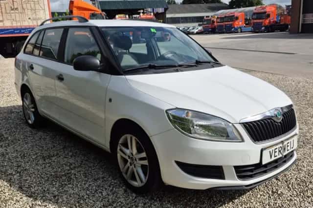 Škoda Fabia (2012) thumbnail 3