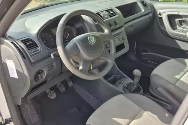 Škoda Fabia (2012) thumbnail 4