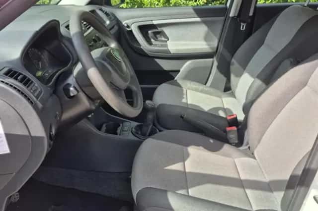 Škoda Fabia (2012) thumbnail 5